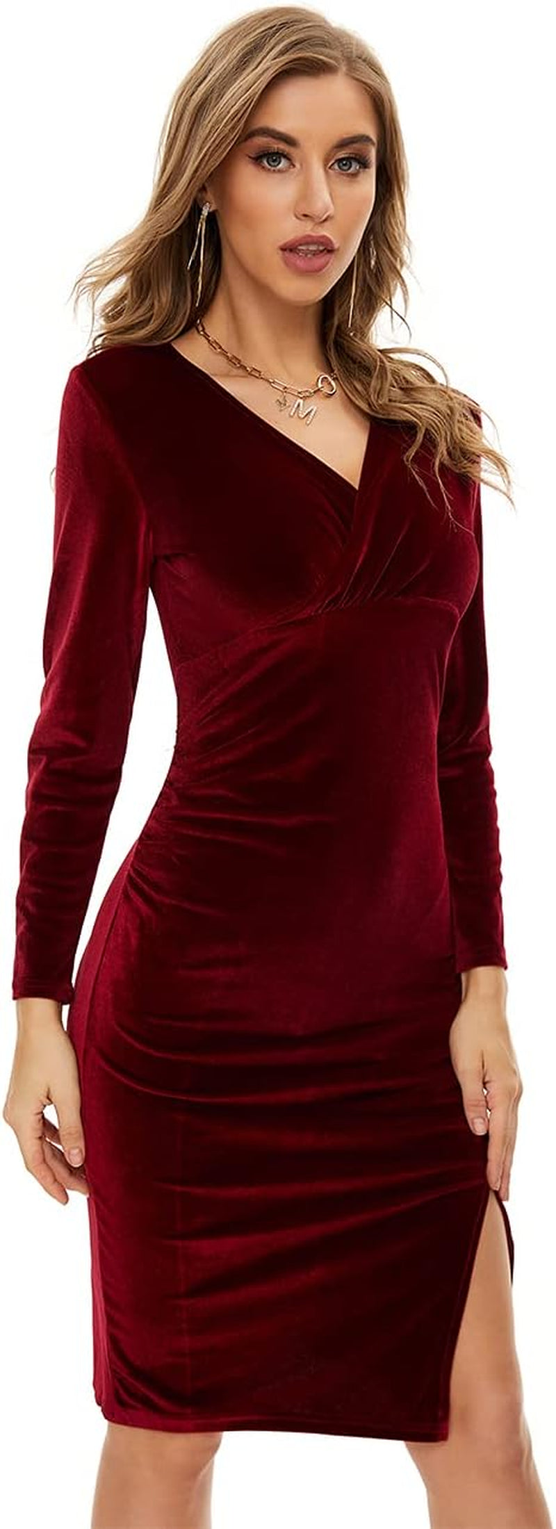 Elegant Red Velvet Bodycon Dress with Side Slit, V-Neck, and Long Sleeves for Cocktail Parties and Ceremonial Events (Dark Red, L)